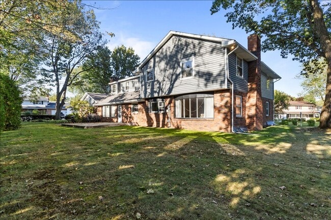 1331 Armstrong Rd in Bethlehem, PA - Building Photo - Building Photo
