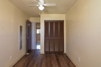 3003 Ala Napuaa Pl in Honolulu, HI - Building Photo - Building Photo