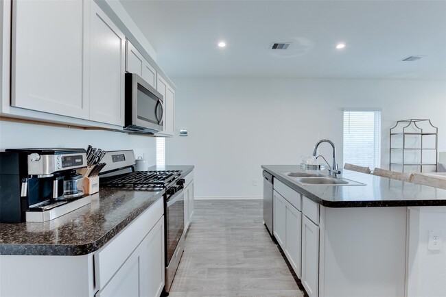 property at 5339 Tuscany Hills Ln