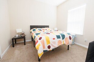 16150 Blossom Lake Dr in Jacksonville, FL - Building Photo