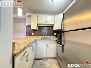 110 Lanark Rd, Unit 7 in Boston, MA - Building Photo - Building Photo