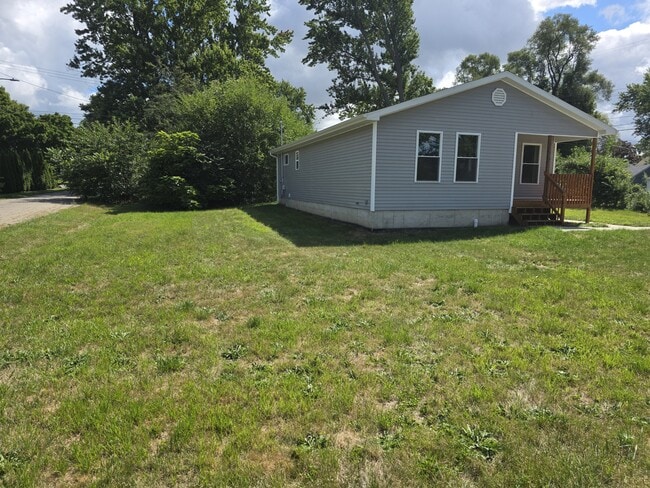 3120 Westmont Ave in Lansing, MI - Building Photo - Building Photo
