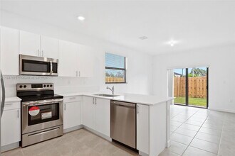 11934 SW 247th Ter in Homestead, FL - Building Photo - Building Photo