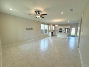 511 S Tecate Dr in Mission, TX - Building Photo - Building Photo
