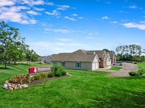 Redwood New Albany in New Albany, OH - Building Photo - Building Photo
