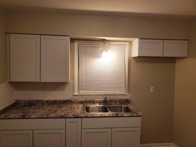 8131 W Villard Ave in Milwaukee, WI - Building Photo - Building Photo