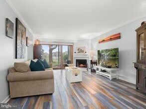 7024 Channel Village Ct-Unit -T2 in Annapolis, MD - Building Photo - Building Photo