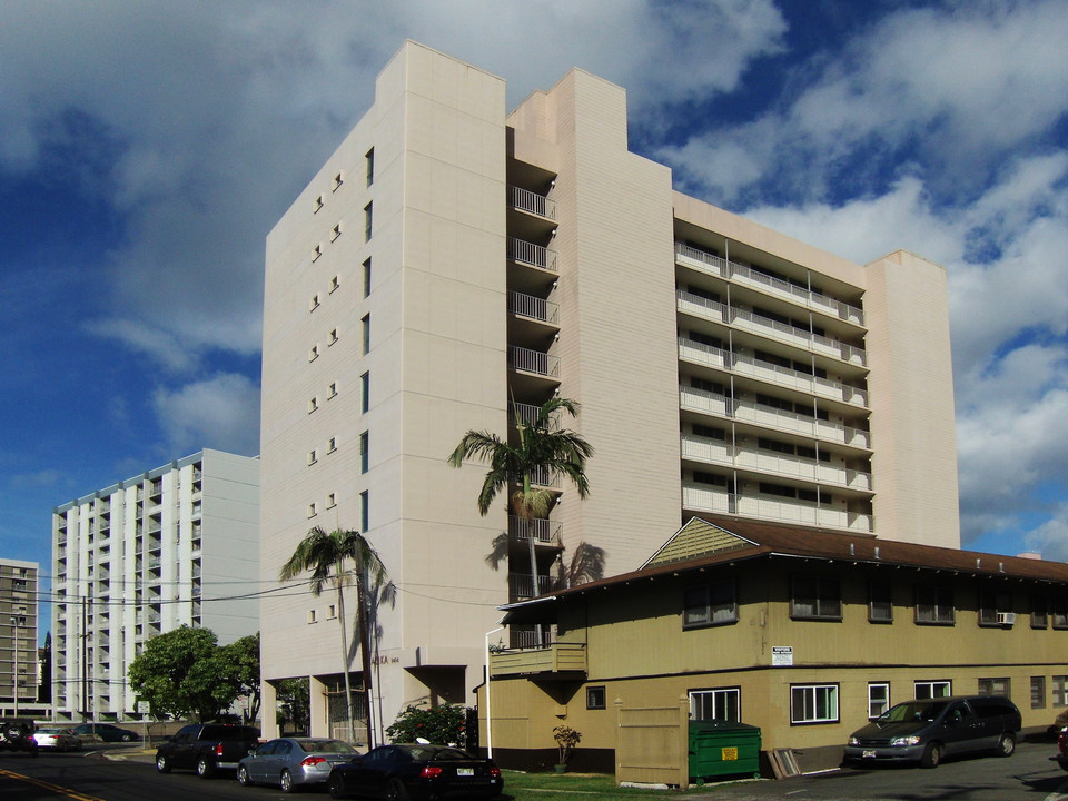 The Alika in Honolulu, HI - Building Photo