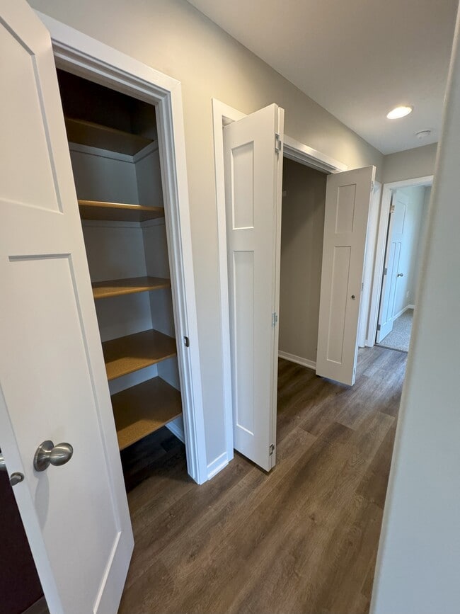 1046 Kate Ave in Fremont, NE - Building Photo - Building Photo