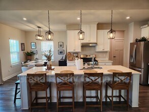1810 Tall Oaks Dr in Antioch, IL - Building Photo - Building Photo