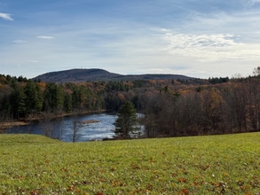 94 W Princeton Rd in Westminster, MA - Foto de edificio - Building Photo