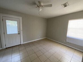 2218 S Park Ave in Sanford, FL - Building Photo - Building Photo