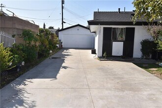 7301 Braeburn St in Anaheim, CA - Building Photo - Building Photo