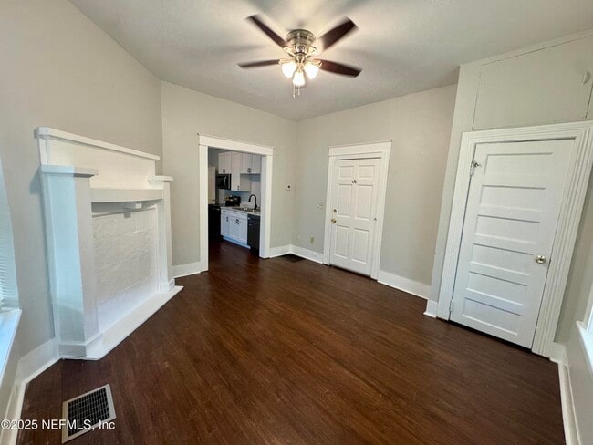 2037 Myra St in Jacksonville, FL - Building Photo - Building Photo