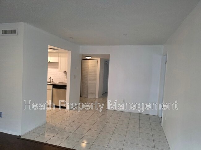 605 N Keene Rd in Clearwater, FL - Building Photo - Building Photo