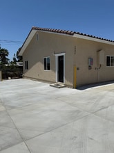 3996 Massachusetts Ave in La Mesa, CA - Building Photo - Building Photo