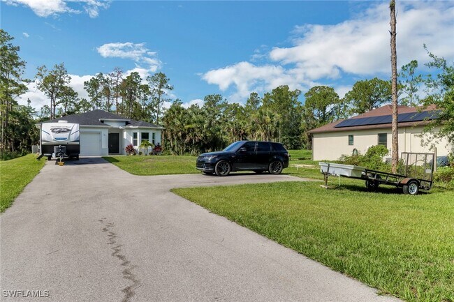 3320 41st Ave NE in Naples, FL - Building Photo - Building Photo