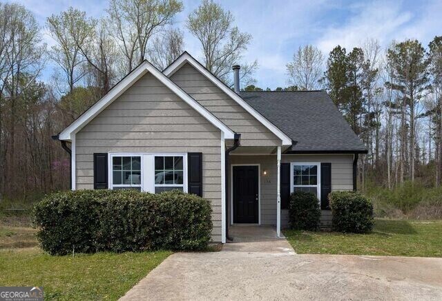137 Tuscany Ln in Griffin, GA - Building Photo