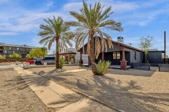 1341 E Willetta St in Phoenix, AZ - Building Photo - Building Photo
