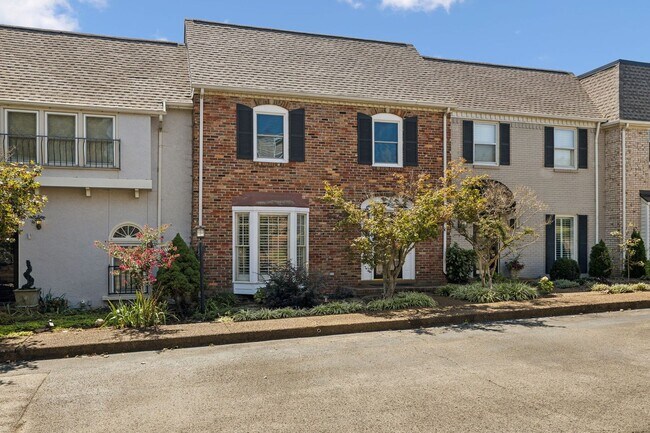 105 Foxborough Square W in Brentwood, TN - Building Photo - Building Photo