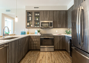 Mirabelle in Miami, FL - Building Photo - Interior Photo