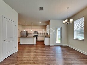 2813 Wilder Meadows Ln in Plant City, FL - Foto de edificio - Building Photo