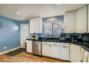 10922 Forest Cir in Thornton, CO - Building Photo - Building Photo