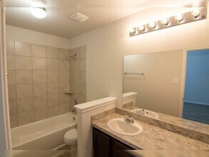 3914 Silver Ranch Rd in Houston, TX - Building Photo - Building Photo