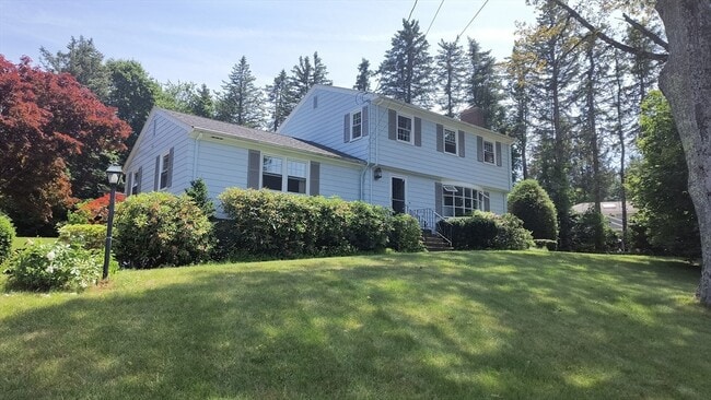 property at 6 Streeter Rd