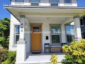 444 49th St N in St. Petersburg, FL - Building Photo - Building Photo