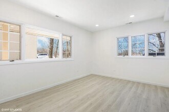 304 S Hager Ave in Barrington, IL - Building Photo - Building Photo