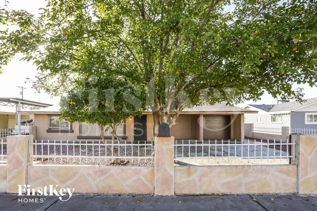 property at 3021 W Camelback Rd
