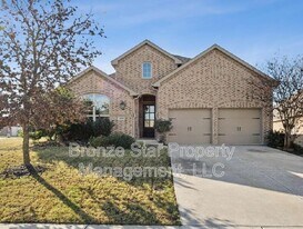 6800 Barolo Dr in Rowlett, TX - Building Photo