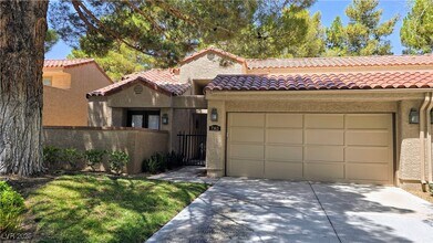 7163 Mission Hills Dr in Las Vegas, NV - Building Photo - Building Photo