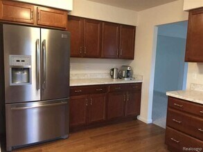 3783 Burnham Rd in Ann Arbor, MI - Building Photo - Building Photo