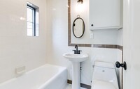 Plaza Apartments in Oklahoma City, OK - Building Photo - Interior Photo