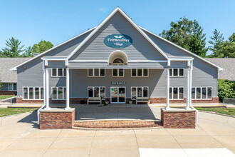 Fairmeadows Village-55+ Rental Community in West Des Moines, IA - Building Photo - Building Photo