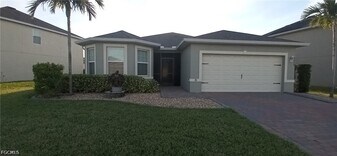3440 Cancun Ct in Cape Coral, FL - Building Photo