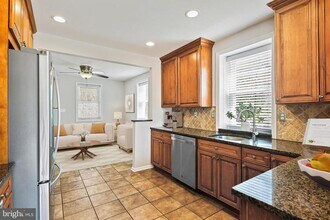 8364 Country Life Rd in Pasadena, MD - Building Photo - Building Photo
