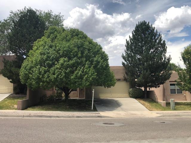 property at 639 Granite Point Tr SE