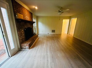 161 Mission Dr in Alabaster, AL - Building Photo - Building Photo