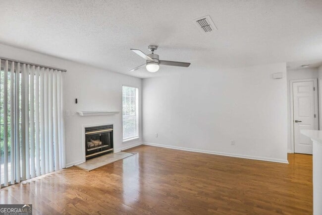 property at 432 Granville Ct