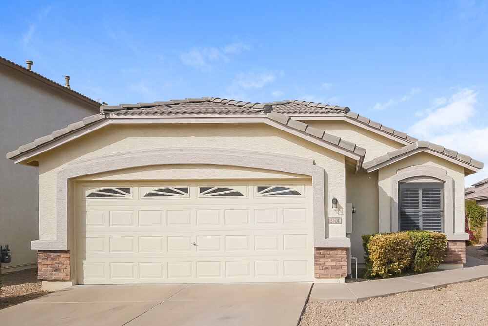 3424 E Wahalla Ln in Phoenix, AZ - Foto de edificio