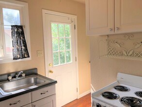 111 Florence Ave in Grass Valley, CA - Foto de edificio - Building Photo