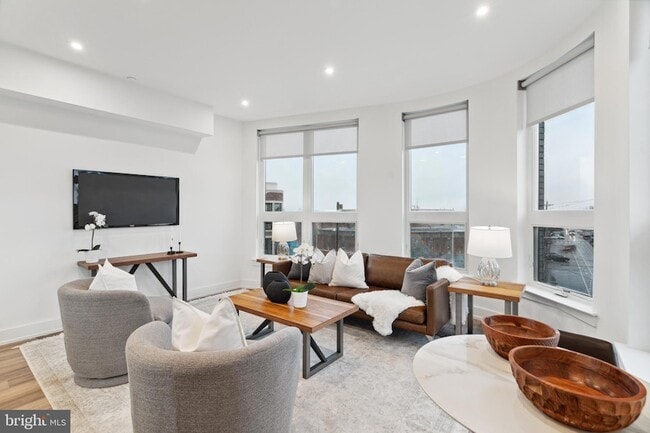property at 2400 Frankford Ave