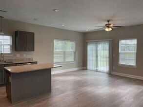 302 71st Ave N in Myrtle Beach, SC - Building Photo - Building Photo