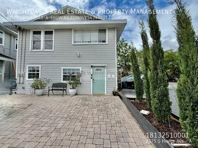 property at 2575 S Himes Ave