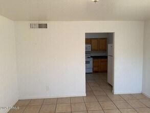 4829 N 37th Ave in Phoenix, AZ - Building Photo - Building Photo