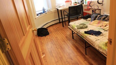 127 Cedar St in Boston, MA - Building Photo - Building Photo