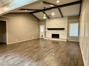 5614 94th St in Lubbock, TX - Building Photo - Building Photo